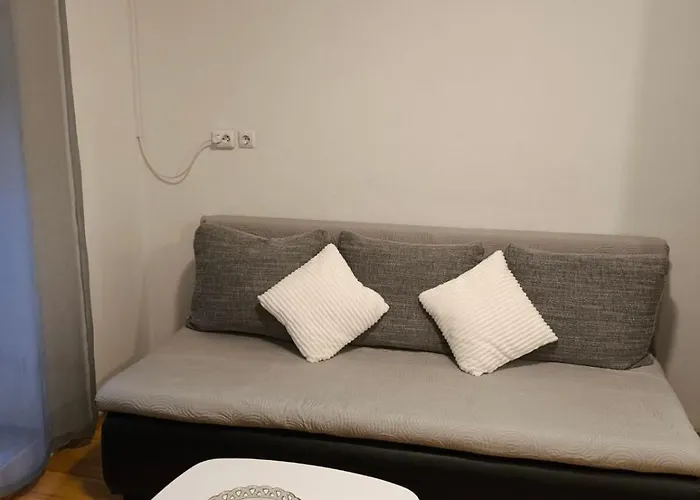 Aurora Apartman